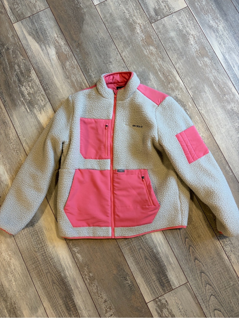Figs On Shift Sherpa Jacket in Oatmeal and Pink